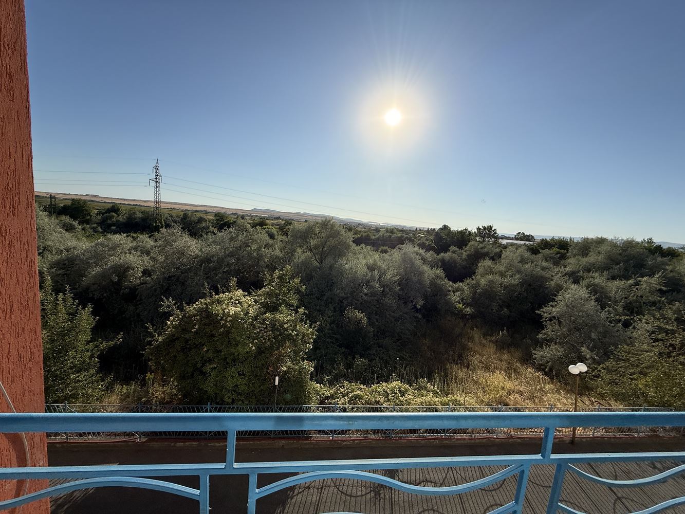 Русский Квартира с одной спальней и террасой в Солнечном Береге – комфорт и круглогодичная безопасность