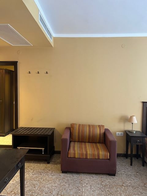 Просторная студия в роскошном комплексе всего в 50 м от пляжа на Солнечном берегу