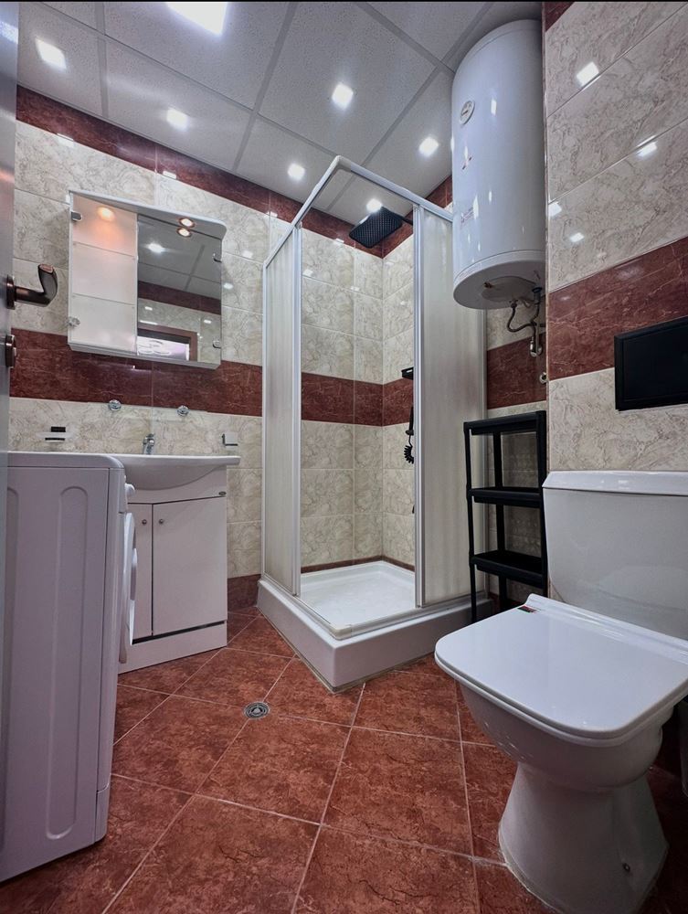 Двухкомнатная квартира с частичным видом на море в Святом Власе – меблированная, после ремонта, в элитном закрытом комплексе