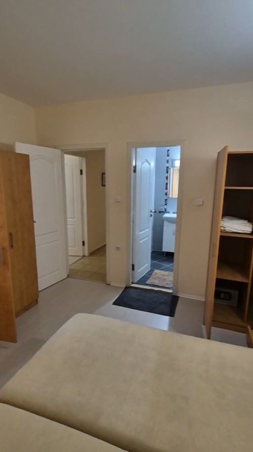 Просторная квартира с двумя спальнями в Солнечном Береге – полностью меблирована, отличная локация и готова для доходной инвестиции