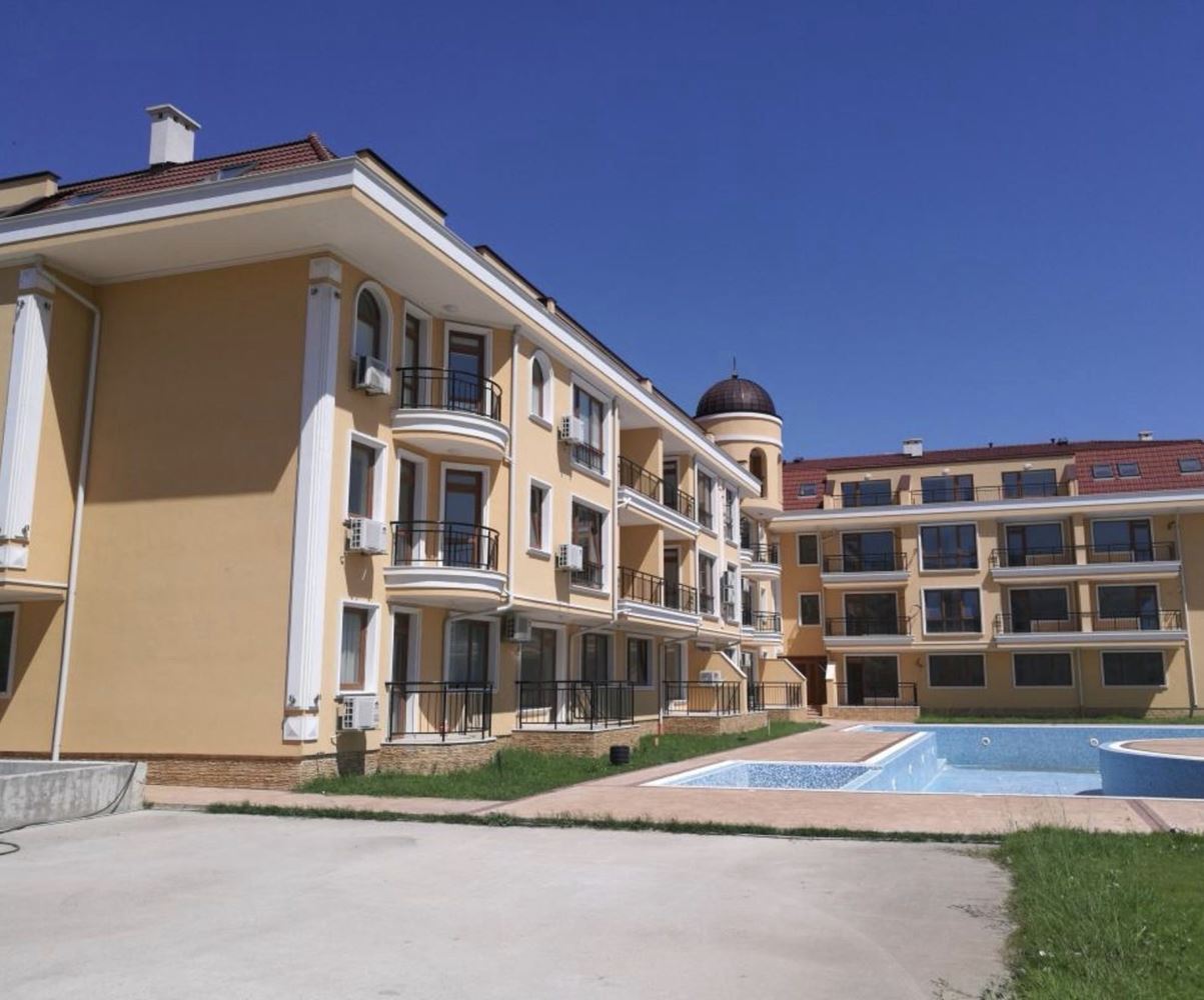 Апартамент с одной спальней в современном комплексе в нескольких шагах от моря в Равде – идеальный выбор для инвестиций или уютного дома