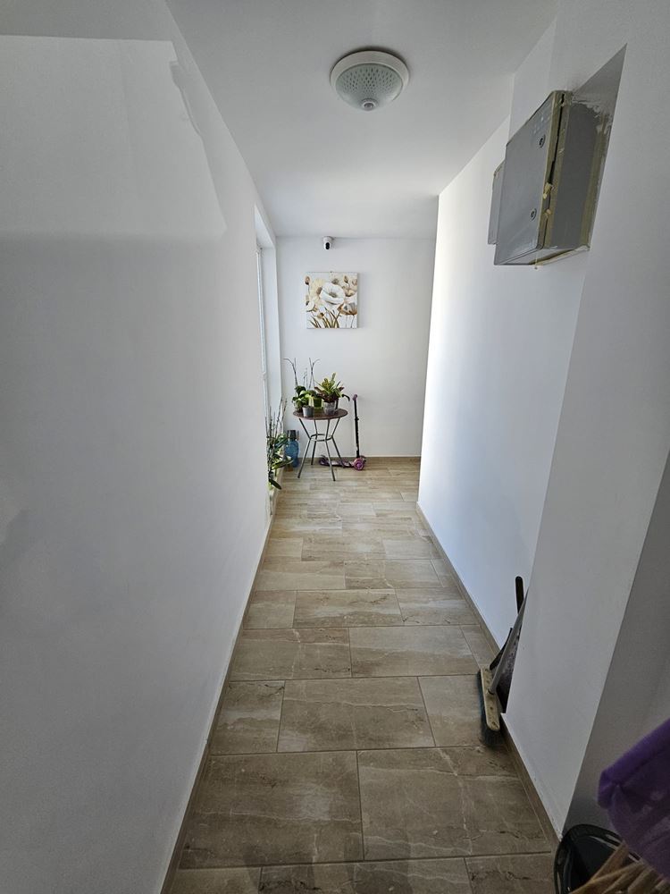 Просторная и светлая квартира с двумя спальнями и двумя большими террасами в Меден Рудник – идеально для семьи или инвестиций