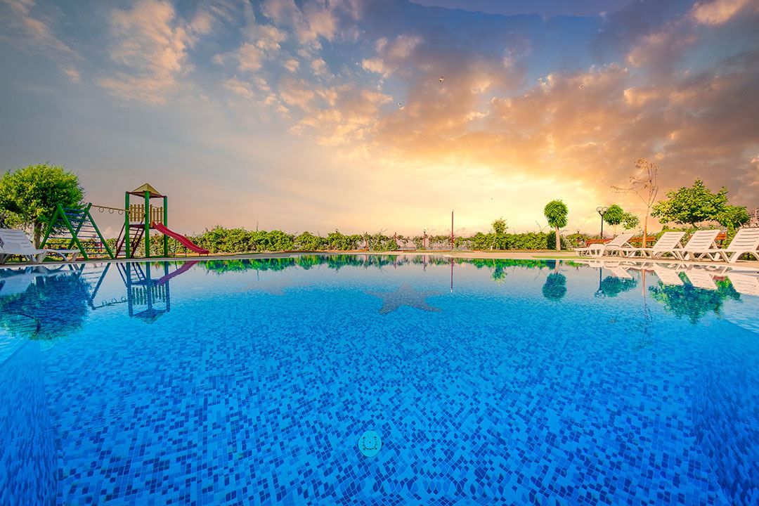 Просторная и полностью меблированная студия в Солнечном Берегу – готова к проживанию или инвестиции