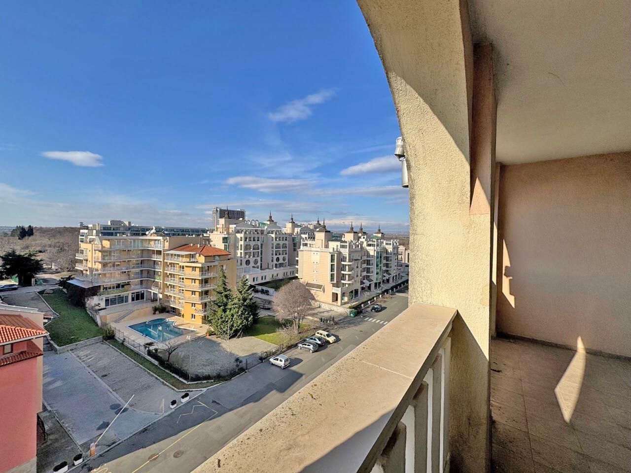 Эксклюзивный апартамент с одной спальней на первой линии в Помории – роскошь, престиж и инвестиция с мгновенной доходностью