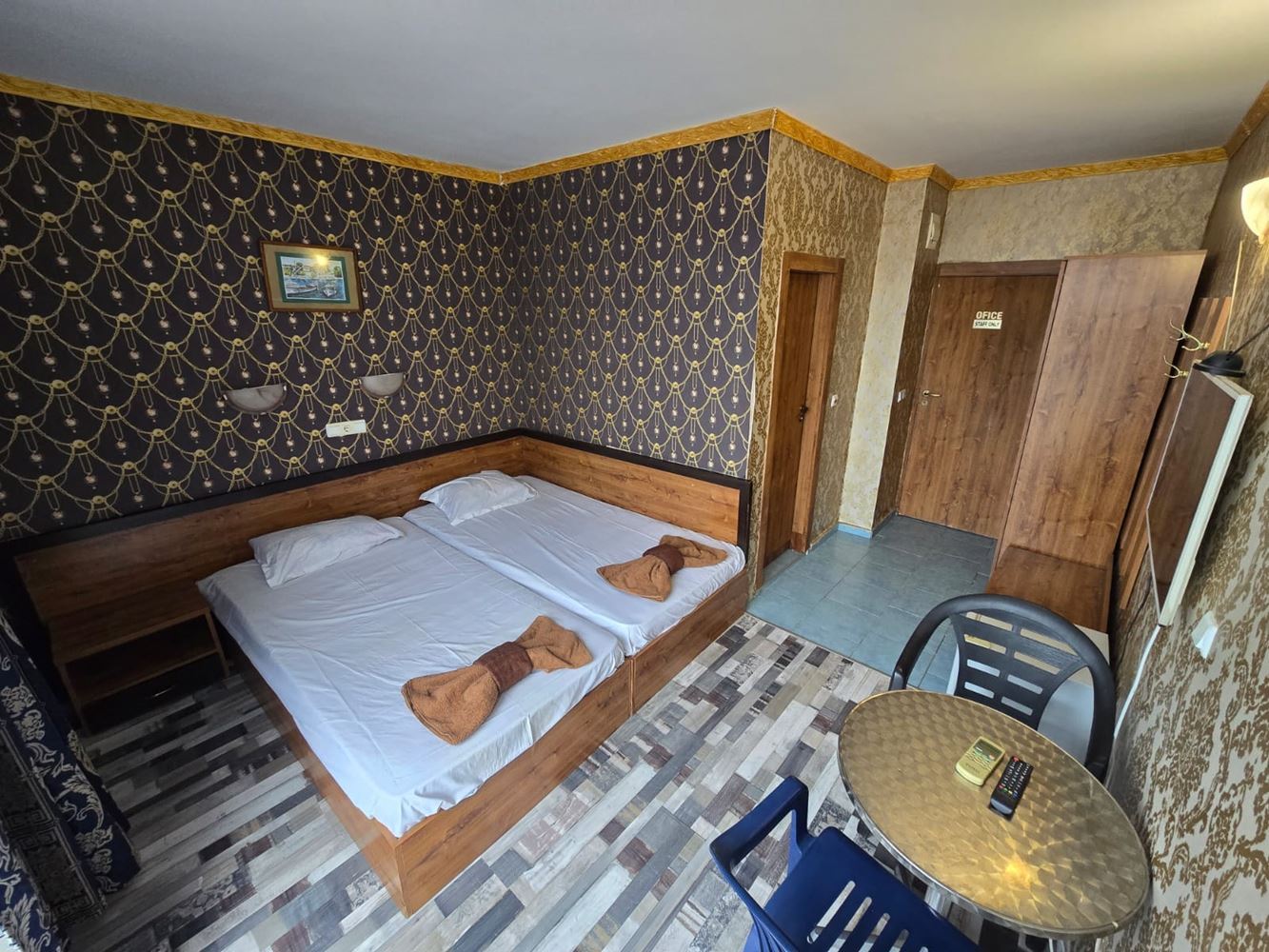 Стильная студия в центре Солнечного берега с видом на парк и город