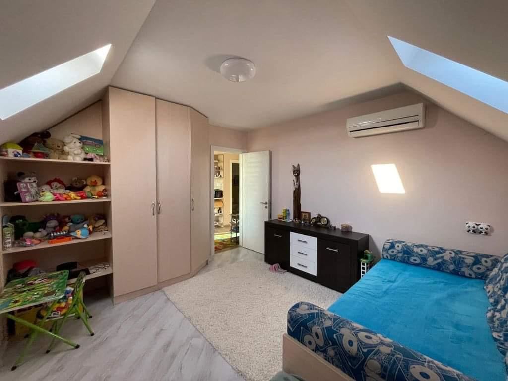  Панорамная квартира с двумя спальнями с видом на море в Равде – свет, простор и низкая плата за обслуживание