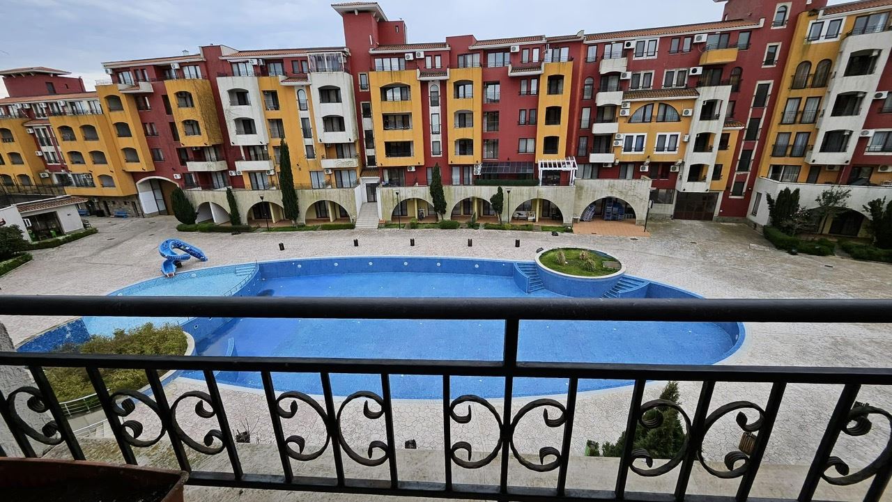 Студия в Ахелое на первой линии с богатыми удобствами – идеально для инвестиций или отдыха