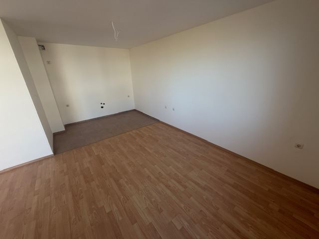 Просторная квартира с одной спальней в зелёном оазисе в Солнечном берегу – идеальна для отдыха и инвестиций