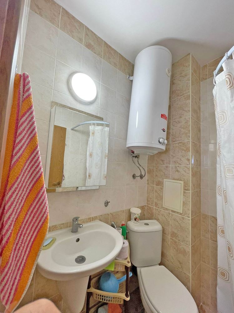 Уютная квартира с одной спальней в современном комплексе рядом с Солнечным Берегом – комфорт, спокойствие и отличные удобства 