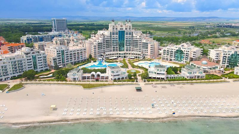 Эксклюзивный апартамент с одной спальней на первой линии в Помории – роскошь, престиж и инвестиция с мгновенной доходностью