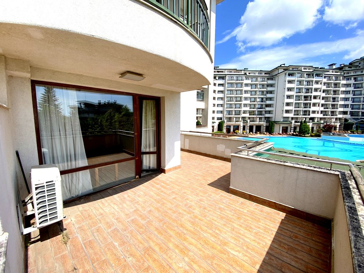 Двухкомнатная квартира  на первой линии моря в Равде – роскошь, природа и впечатляющий вид на бассейн