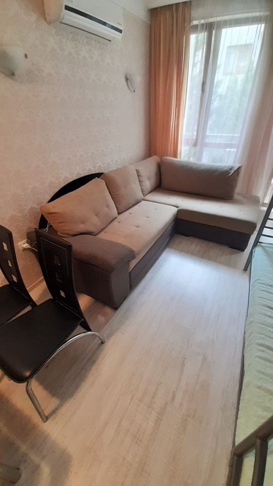 Квартира с одной спальней в престижном комплексе на Солнечном Берегу – комфорт, удобства и отличная инвестиция у моря