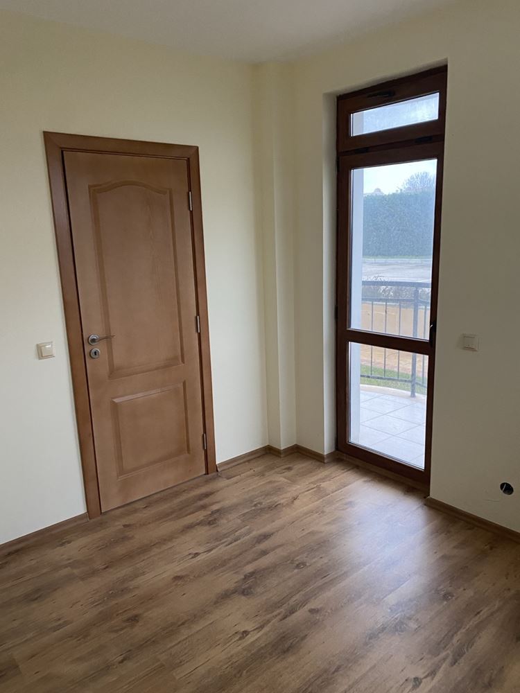 Двухкомнатный апартамент с Актом 16 в Равде, четвертый этаж – современное здание, отличная локация и потенциал доходности