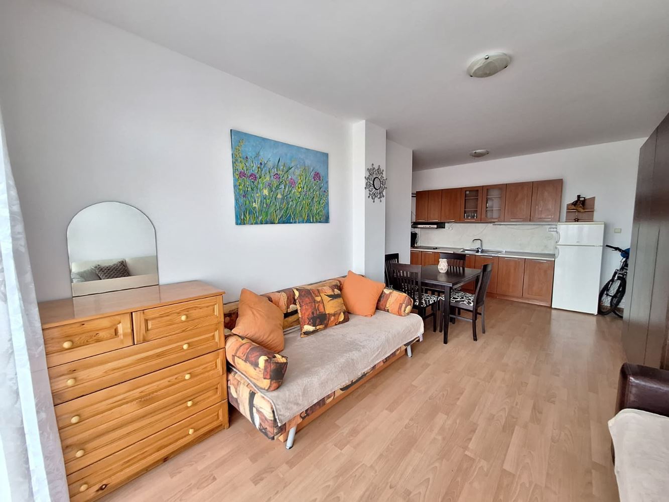 Просторная квартира с одной спальней в люксовом комплексе с бассейнами и спортивными удобствами