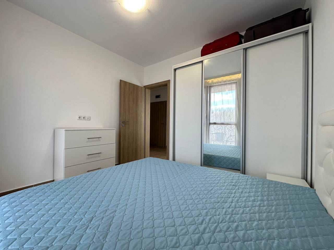 Трёхкомнатная квартира в элитном комплексе в Солнечном Береге – современная роскошь, комфорт и морская атмосфера