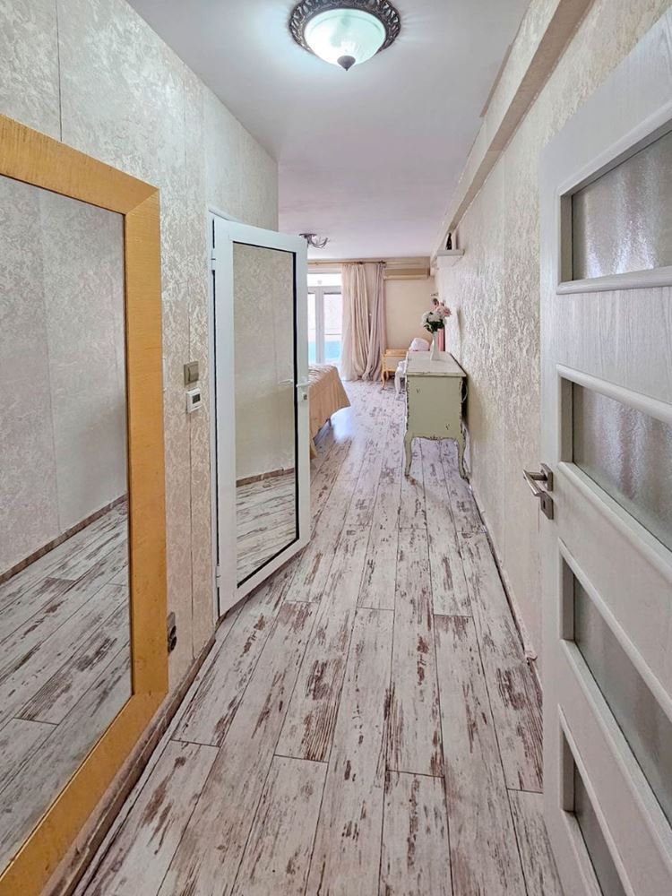 Роскошный апартамент с двумя спальнями с видом на море на первой линии в Равде – 114 м², две террасы и полный комфорт