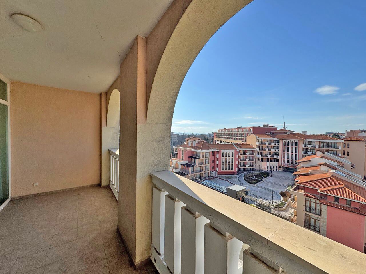 Эксклюзивный апартамент с одной спальней на первой линии в Помории – роскошь, престиж и инвестиция с мгновенной доходностью