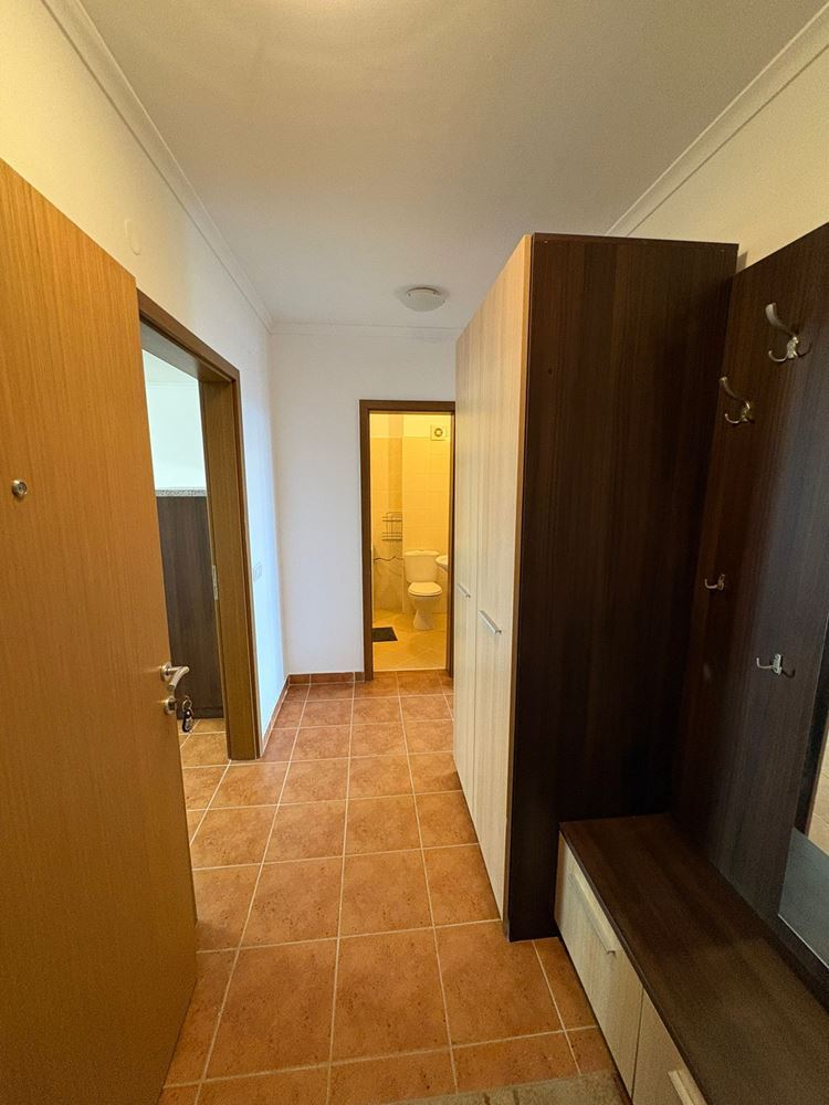  Панорамная двухкомнатная квартира на первой линии в Поморие с прямым видом на море