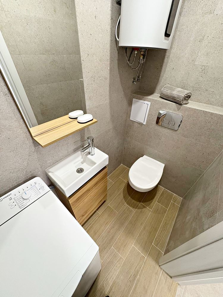 Два независимых жилых пространства с видом на море в центре Святого Власа – дизайнерский интерьер и собственное парковочное место